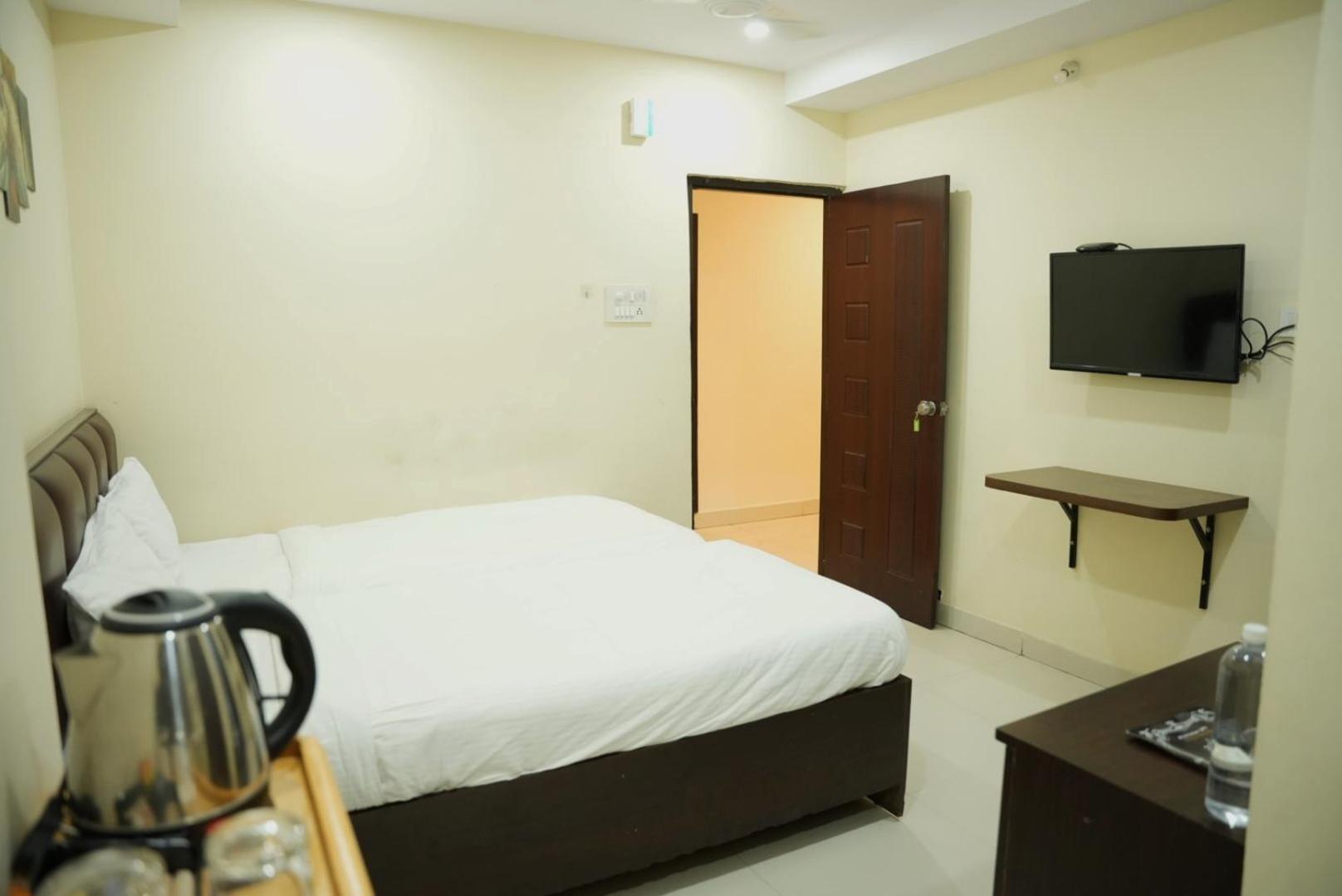 Da Lara Suites Kondapur  Eksteriør billede